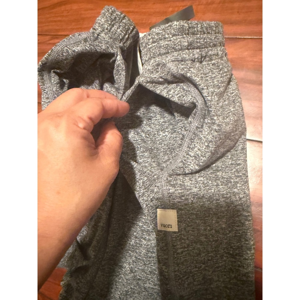 Vuori Mens Grey Heather Performance Jogger Sweatpants Size Large Elastic Waist - Picture 7 of 10